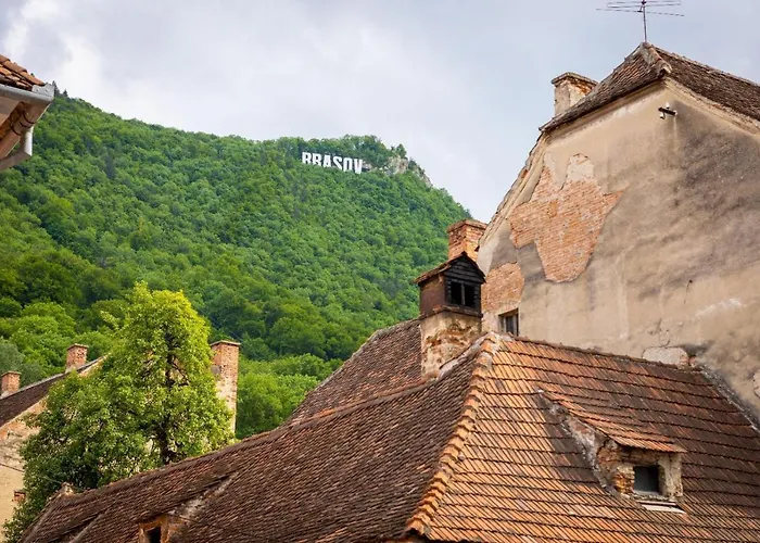 Piata's Hidden Apartment *